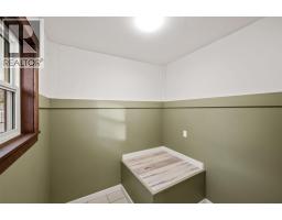 6470 Hollow Street, Oliver, BC V0H1T0 Photo 12