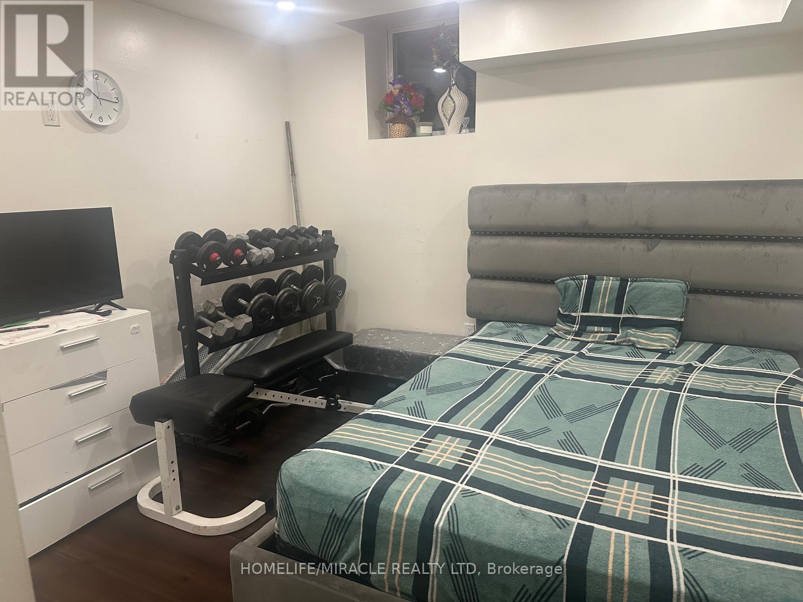 BSMT - 54 ORANMORE CRESCENT, Brampton (Credit Valley) — photo 5
