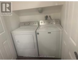 Bsmt - 54 Oranmore Crescent, Brampton, ON L6X0K1 Photo 15