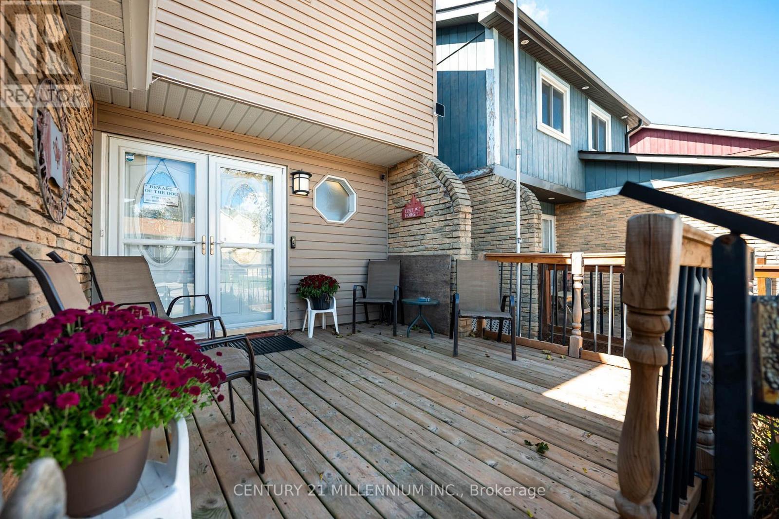 65 PRIMROSE CRESCENT, Brampton (Heart Lake West) — photo 3