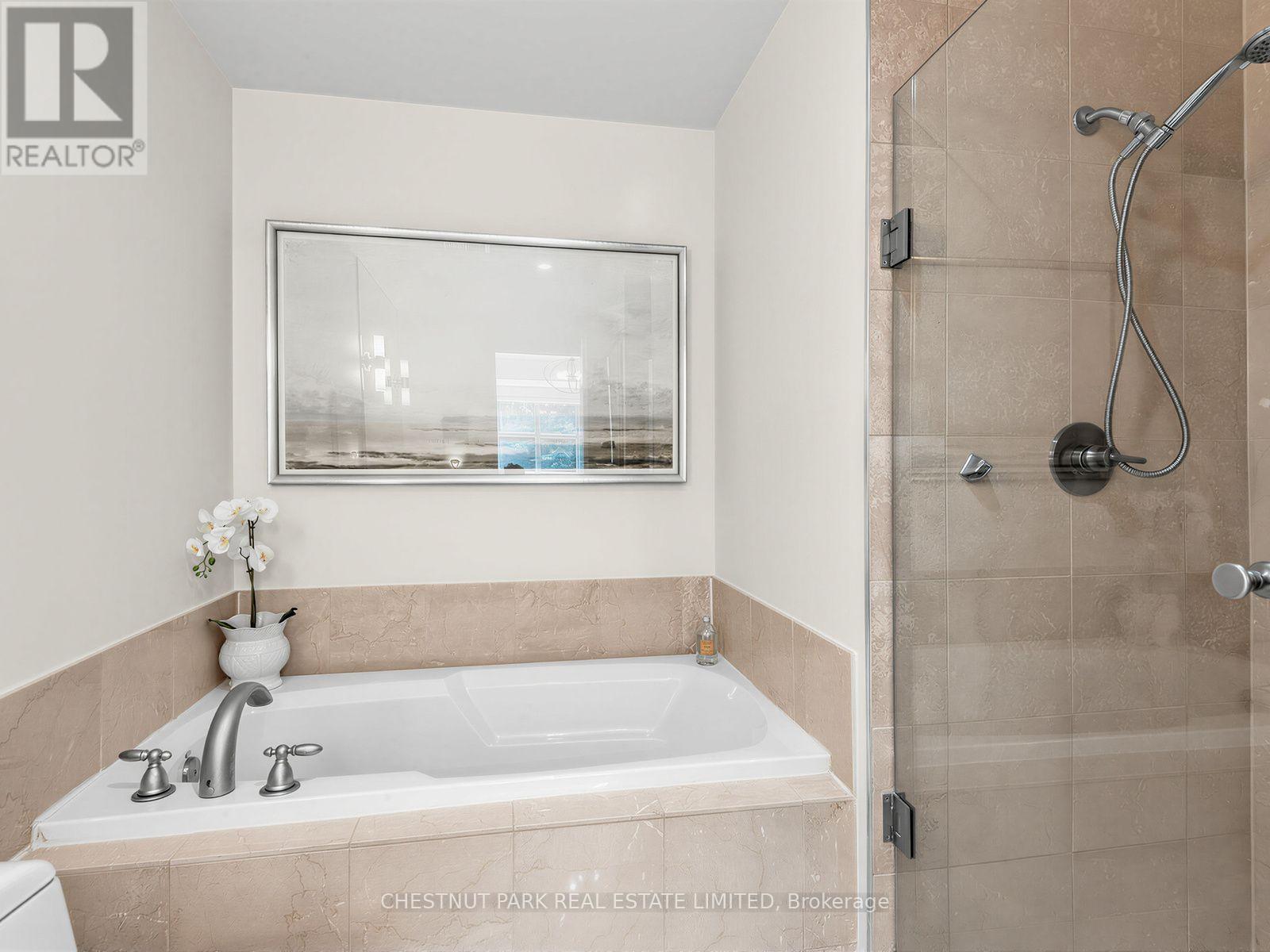 311 - 2855 BLOOR STREET W, Toronto (Stonegate-Queensway) — photo 12