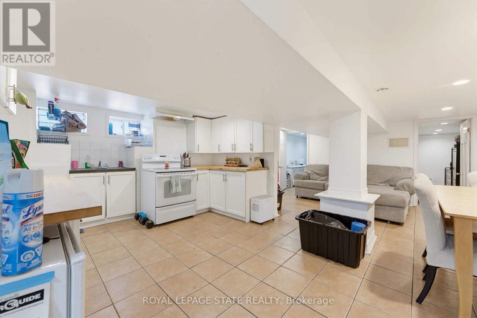 113 WENTWORTH STREET S - 16