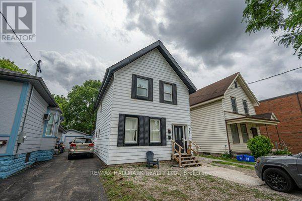 MAIN & UPPER - 307 GREY STREET, London East (East K)