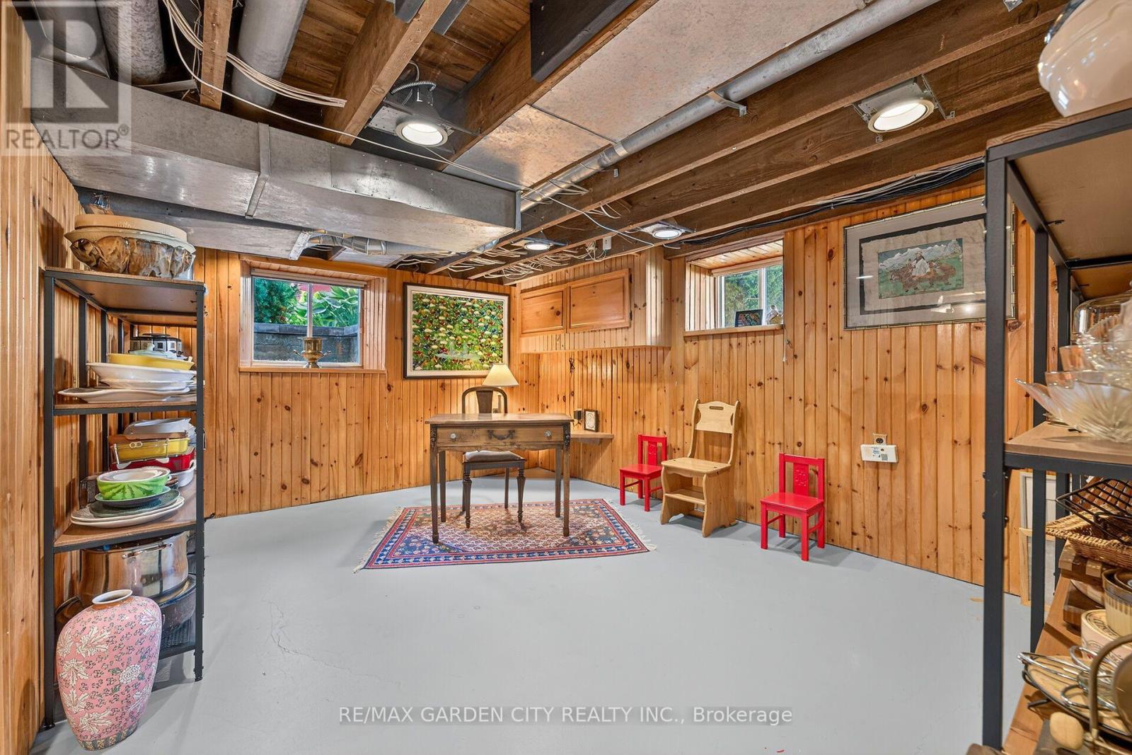 126 MAIN STREET E - Image 35