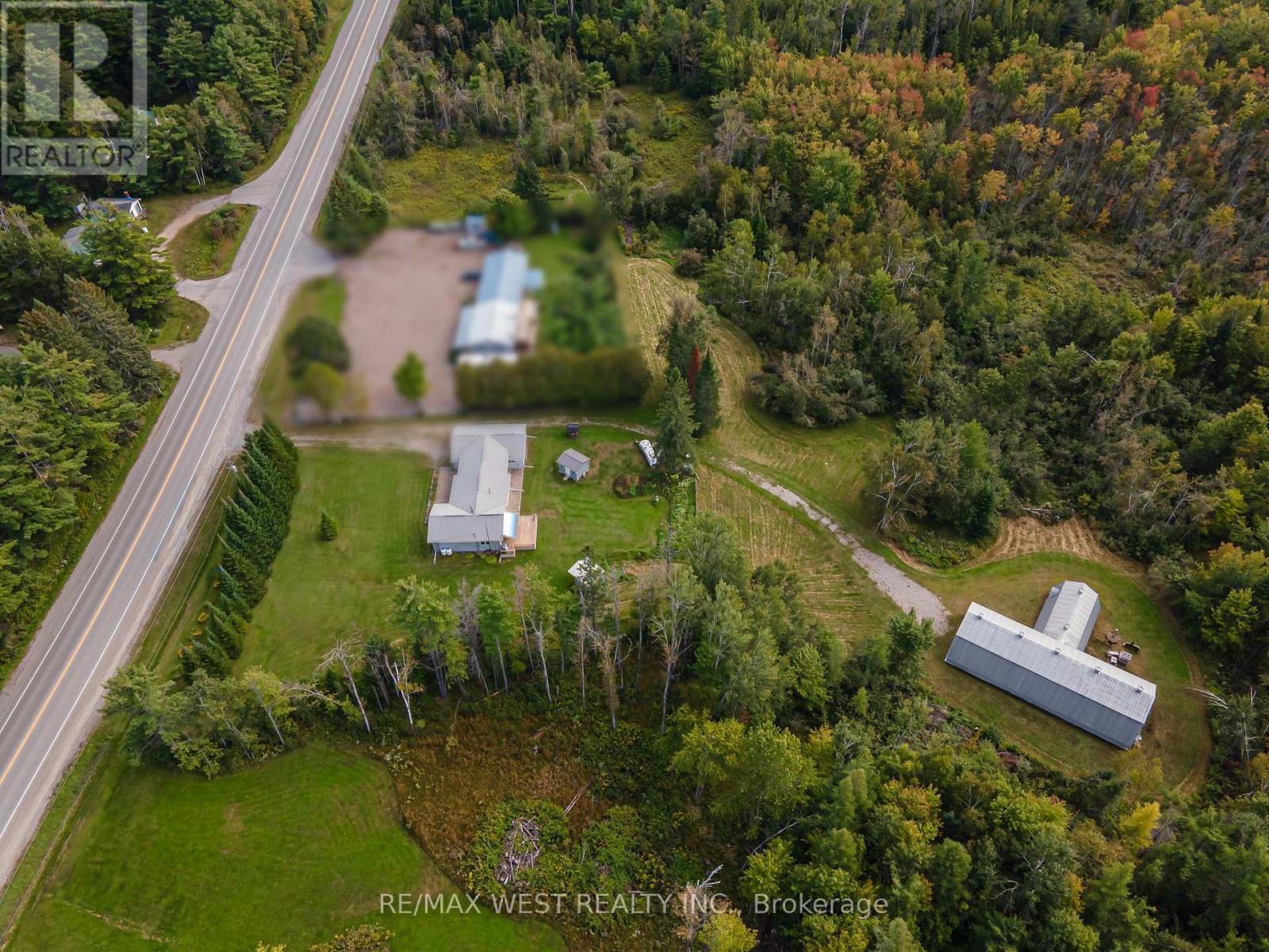 7621 HWY 35 - Image 16