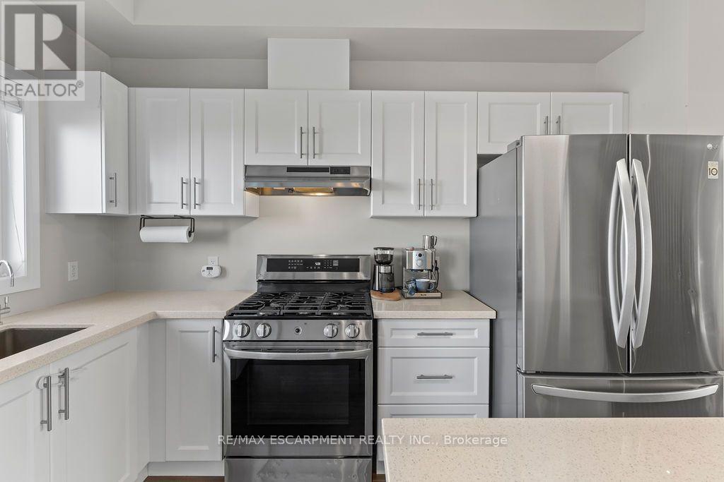28 Canary Grass Boulevard, Hamilton, ON photo 20