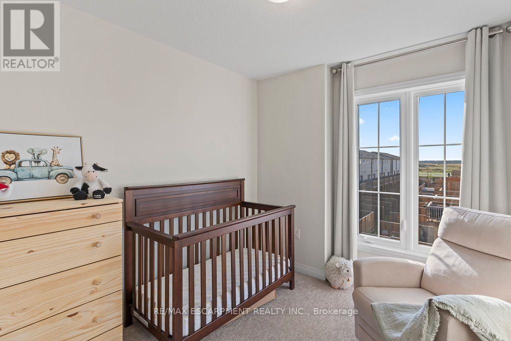 28 Canary Grass Boulevard, Hamilton, ON photo 33