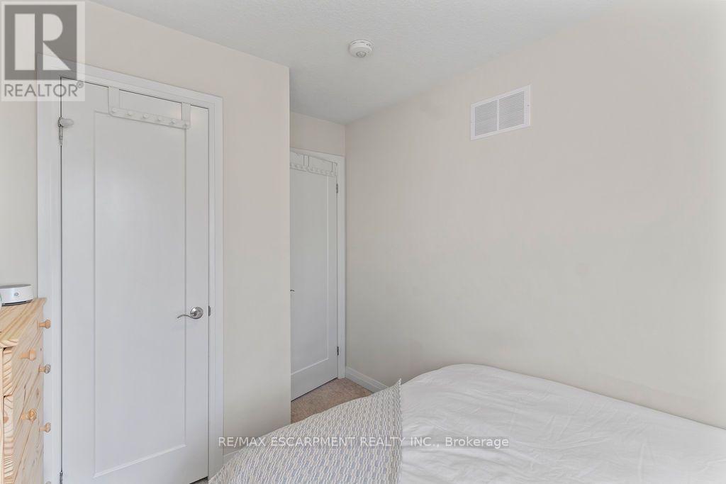 28 Canary Grass Boulevard, Hamilton, ON photo 37