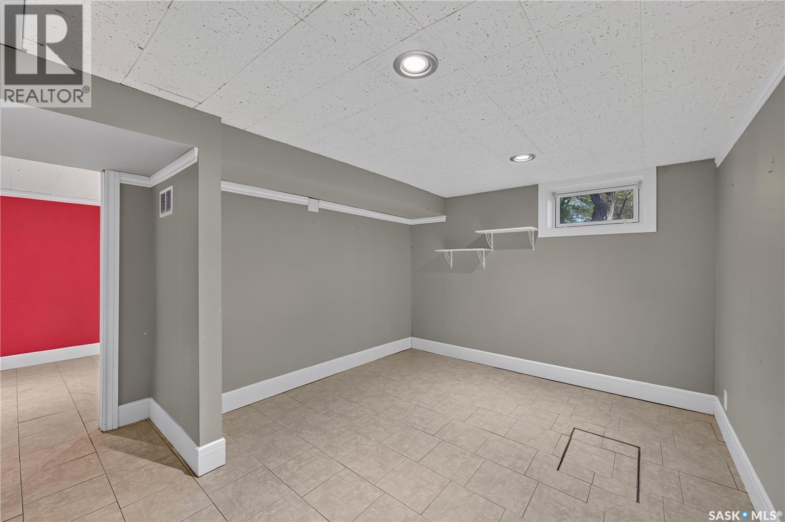 1208 COLLEGE AVENUE, Regina — photo 14