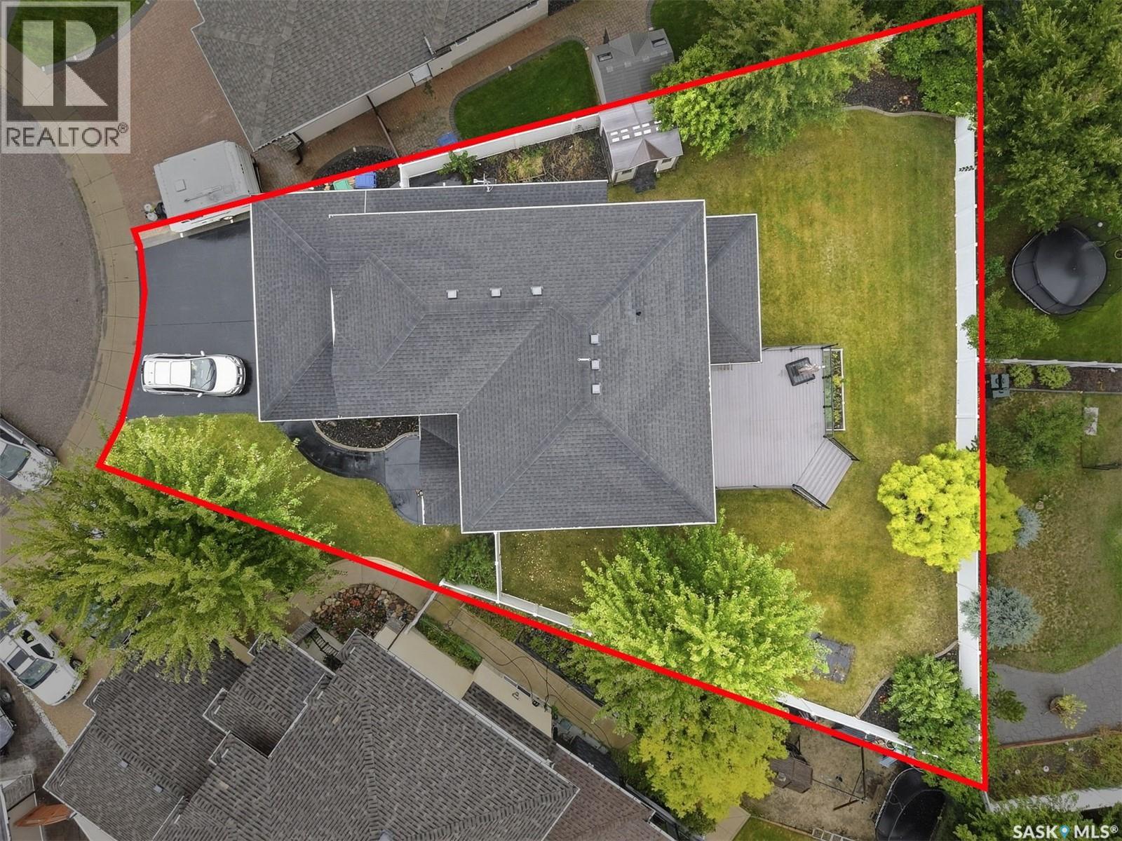 430 Victor PLACE - 53