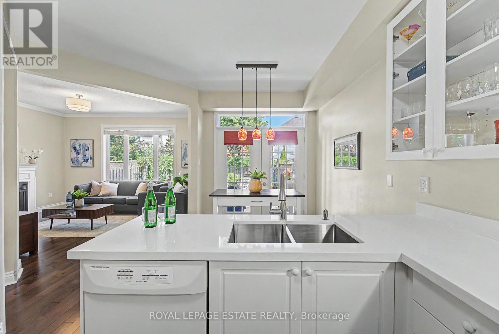 15 WATERBRIDGE WAY - Image 15