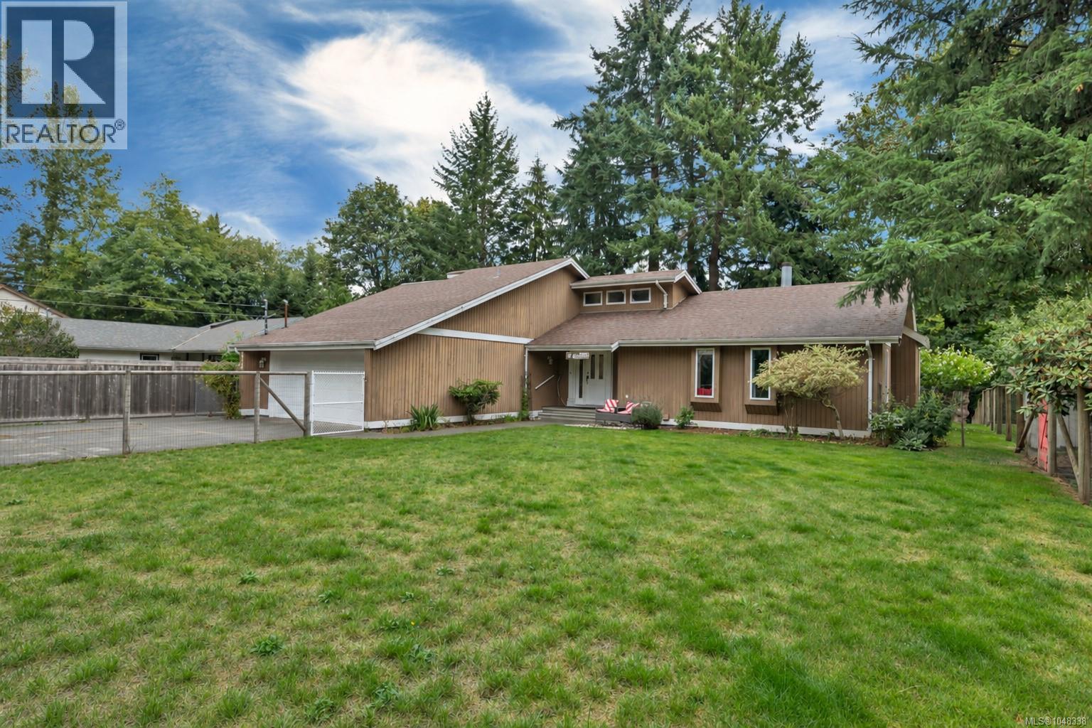 8930 McLarey Ave - 2
