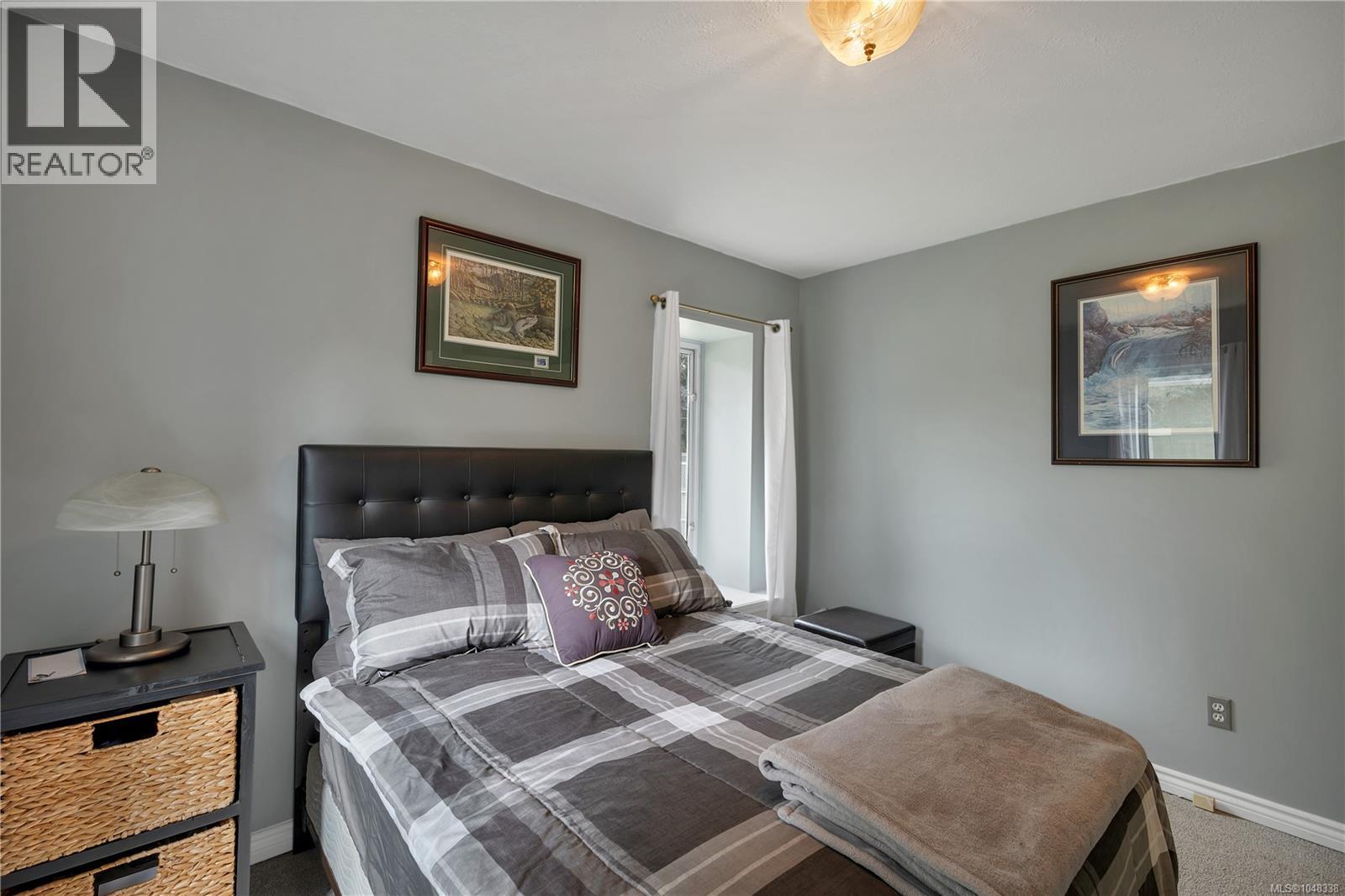 8930 McLarey Ave - Image 23