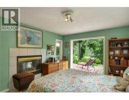 8930 Mclarey Ave, Black Creek, BC V9J1A3 Photo 22