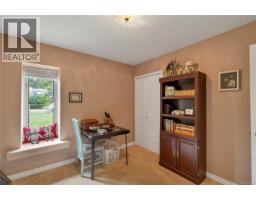 8930 Mclarey Ave, Black Creek, BC V9J1A3 Photo 26