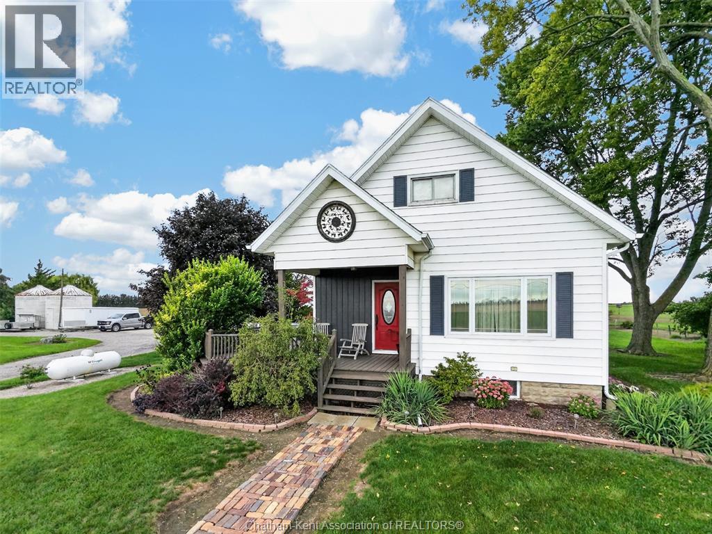 7703 Base LINE, Wallaceburg