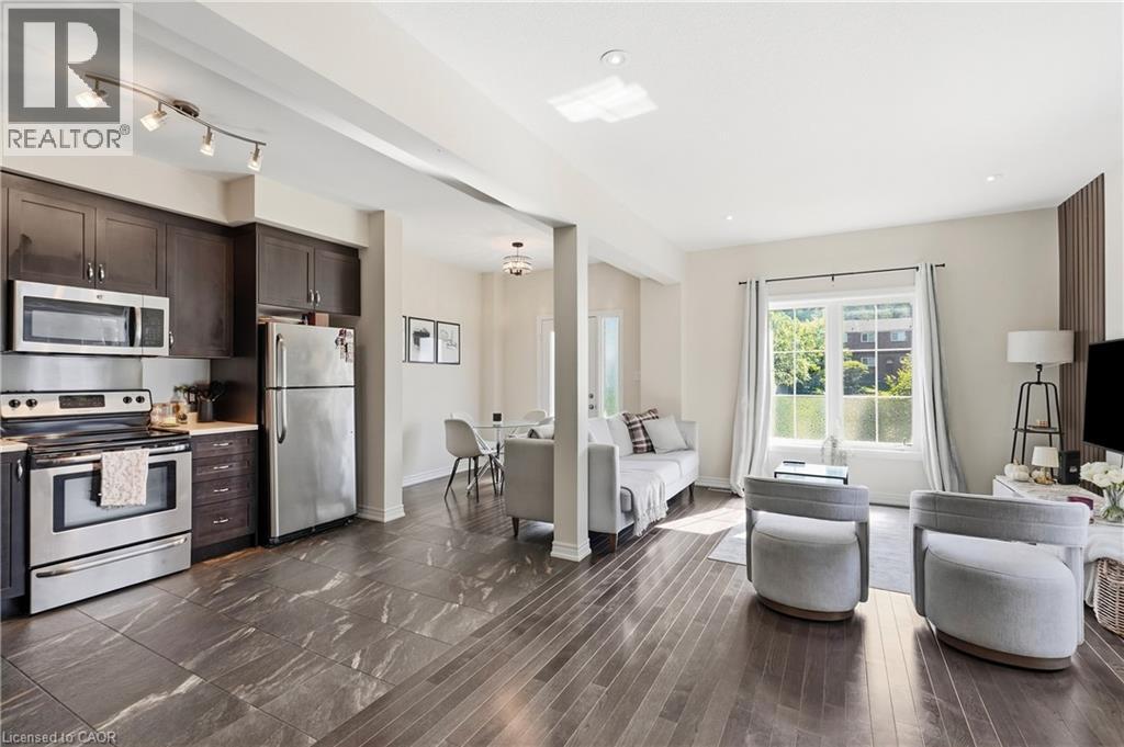 43 KERMAN Avenue Unit# 8, Grimsby — photo 2
