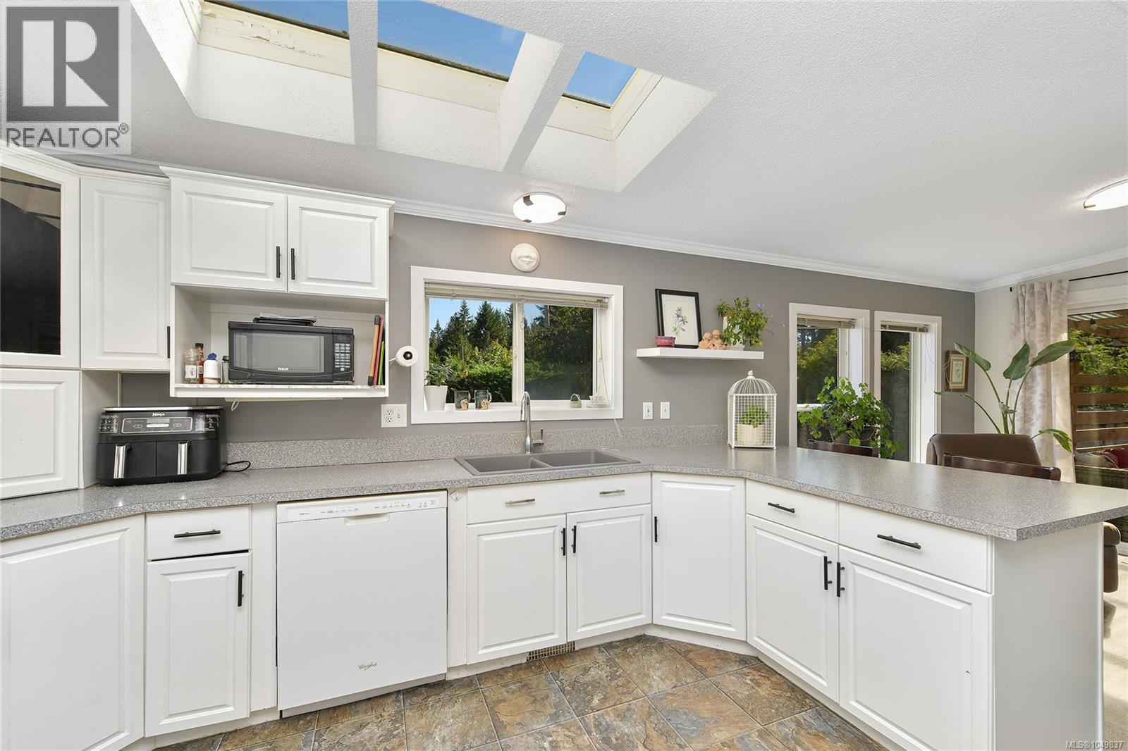 #116 1751 Northgate Rd - 10