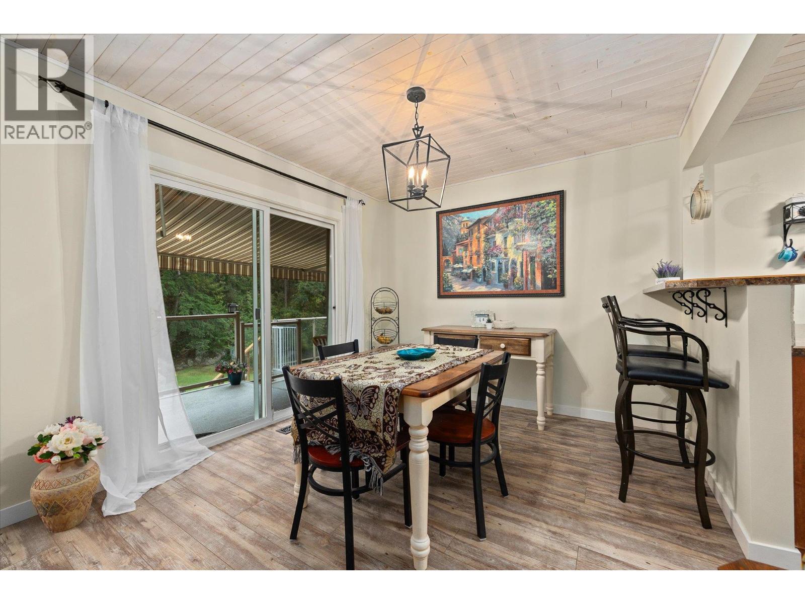  2684 Alhambra Drive, West Kelowna