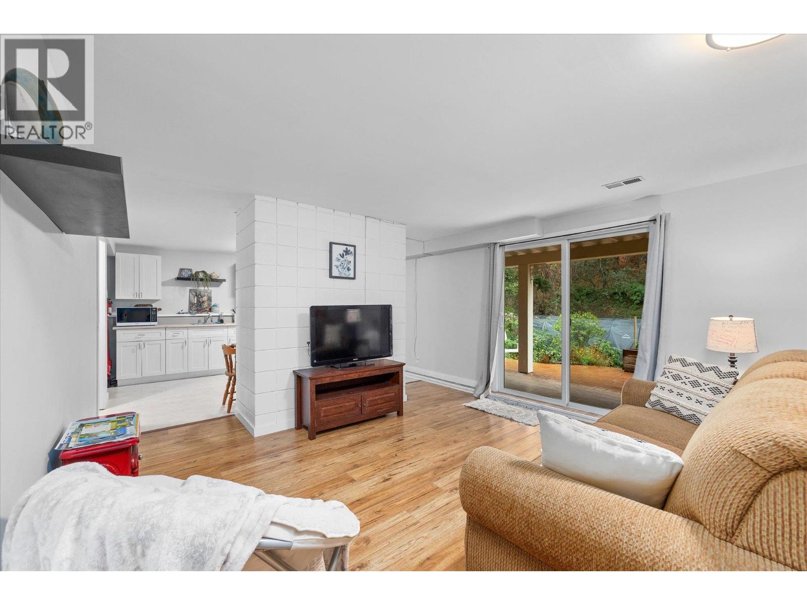2684 Alhambra Drive - 31