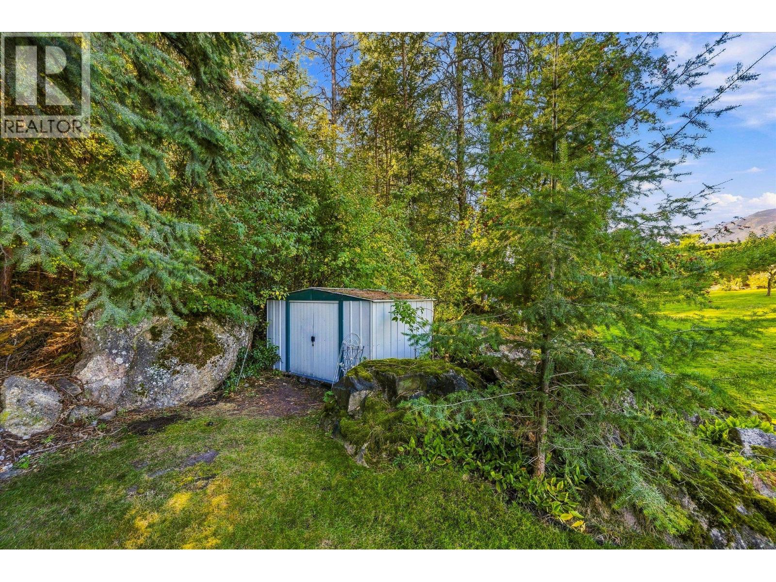  2684 Alhambra Drive, West Kelowna