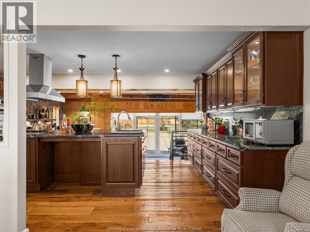 264 PATRICE DRIVE - 24