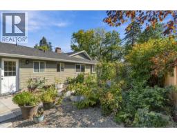 620 Spruce St, Qualicum Beach, BC V9K1J1 Photo 55