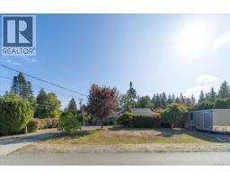 620 Spruce St, Qualicum Beach, BC V9K1J1 Photo 27