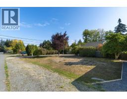 620 Spruce St, Qualicum Beach, BC V9K1J1 Photo 63