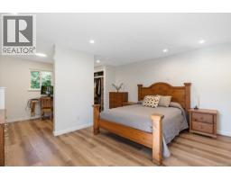 620 Spruce St, Qualicum Beach, BC V9K1J1 Photo 68