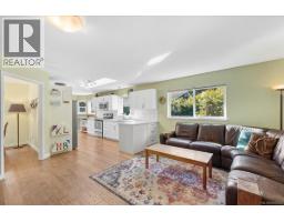 620 Spruce St, Qualicum Beach, BC V9K1J1 Photo 40