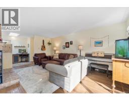 620 Spruce St, Qualicum Beach, BC V9K1J1 Photo 21