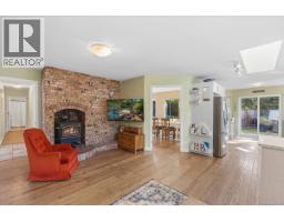 620 Spruce St, Qualicum Beach, BC V9K1J1 Photo 23