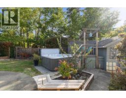 620 Spruce St, Qualicum Beach, BC V9K1J1 Photo 59