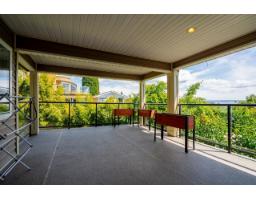 976 Parker Street, White Rock, BC V4B4R4 Photo 28