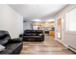 976 Parker Street, White Rock, BC V4B4R4 Photo 33