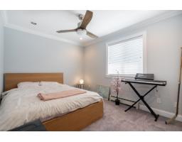 976 Parker Street, White Rock, BC V4B4R4 Photo 29