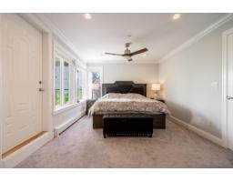 976 Parker Street, White Rock, BC V4B4R4 Photo 25