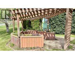 Primary Bedroom - 15230 + 15236 89th Street, Osoyoos, BC V0H1V2 Photo 11