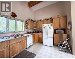 309 Kootenay Street, Lardeau, BC V0G1M0 Photo 23