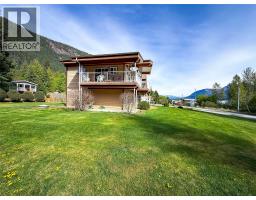 309 Kootenay Street, Lardeau, BC V0G1M0 Photo 53