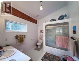 309 Kootenay Street, Lardeau, BC V0G1M0 Photo 36