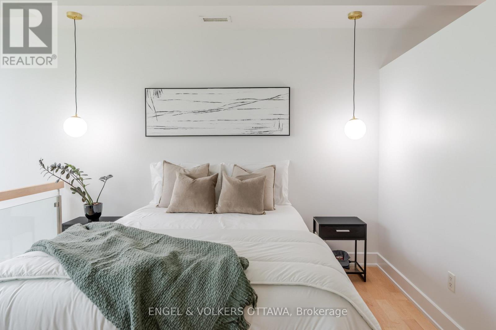 1 Bed, 2 Bath Apartment for Sale in Ottawa – 202 – 197 LISGAR STREET, Ottawa – MLS# X13799746 - Image 23