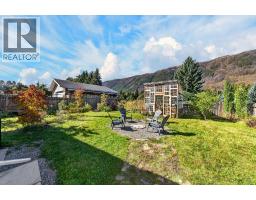 231 Blue Spruce Crescent, Sparwood, BC V0B2G0 Photo 32