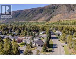 231 Blue Spruce Crescent, Sparwood, BC V0B2G0 Photo 39