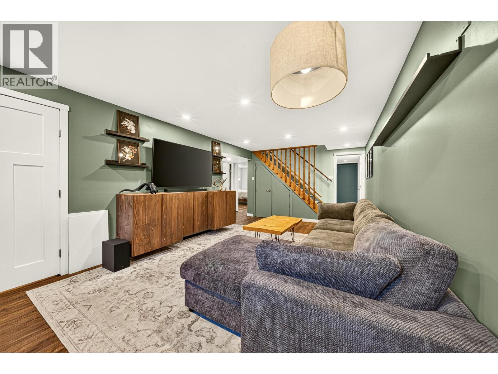 231 Blue Spruce Crescent - Image 21