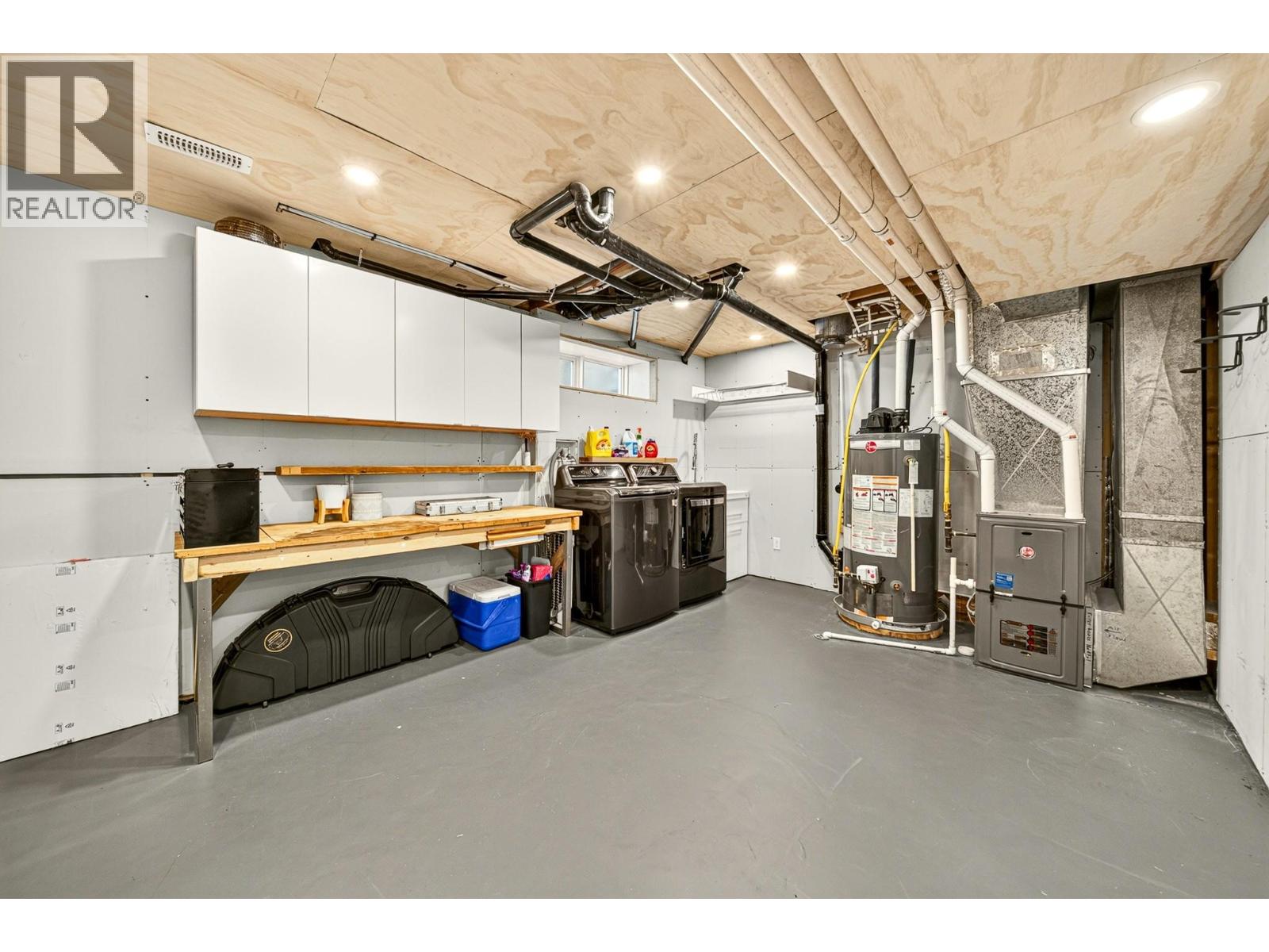 231 Blue Spruce Crescent - Image 30