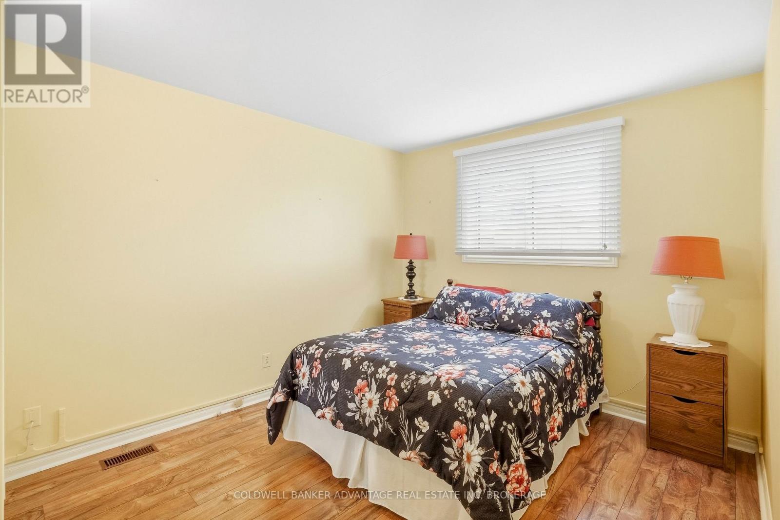 7 LEE CRESCENT - Image 21