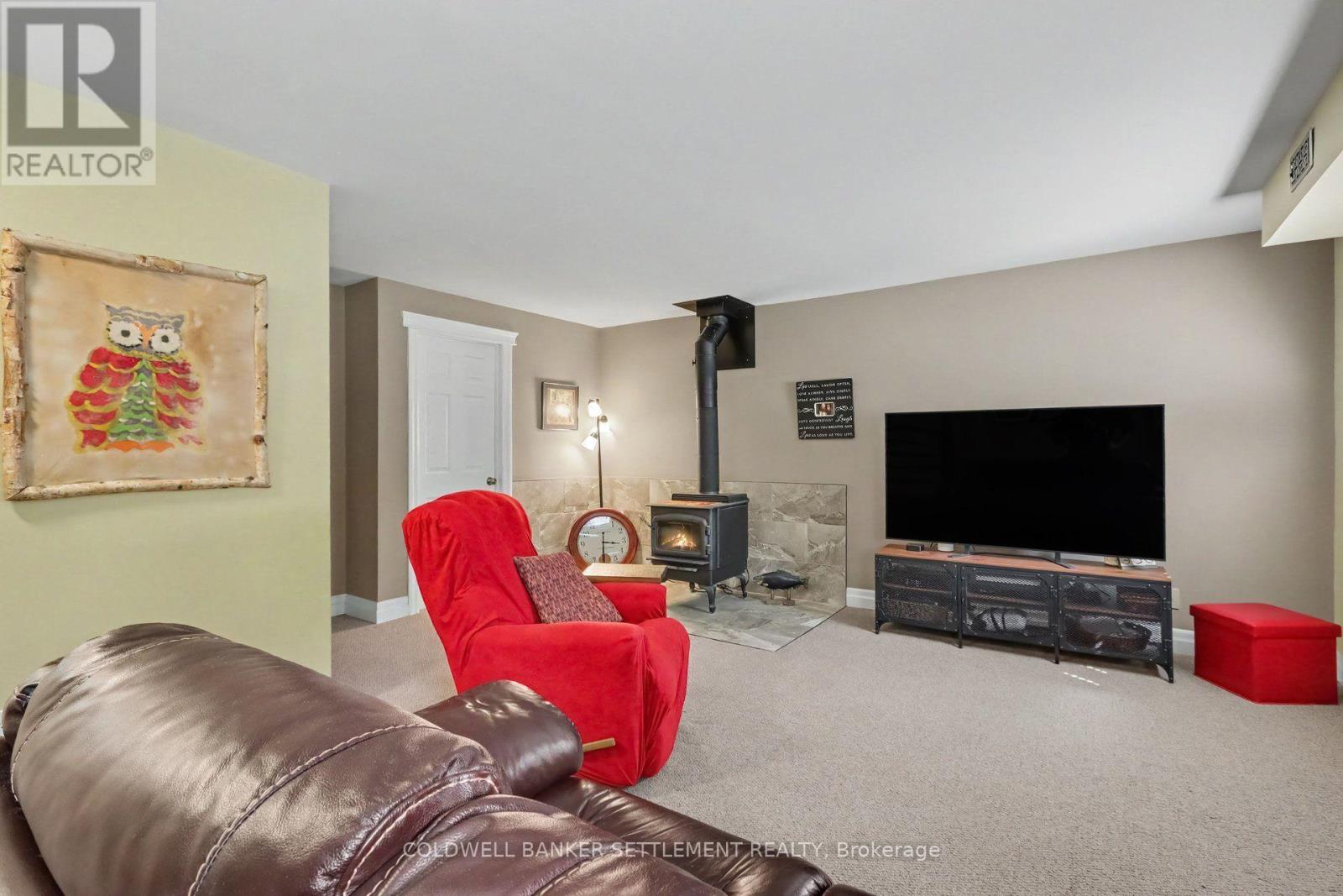142 TRILLIUM DRIVE - Image 27