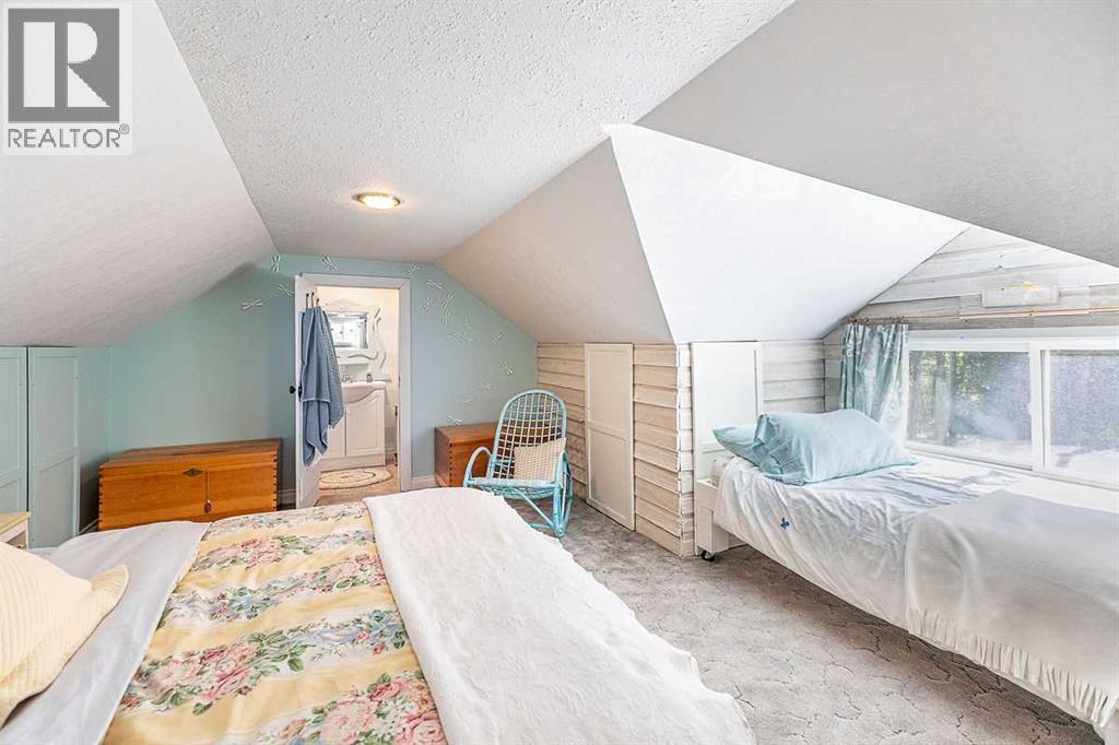 Listing photo – B24 Golden Crescent, Golden Days